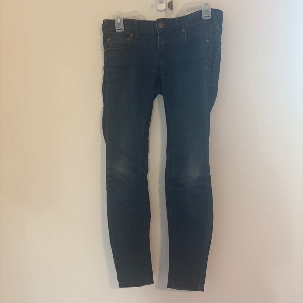 Free People Denim Women's W 26 Short Dark Wash Jeans 61855-1651 5125‎